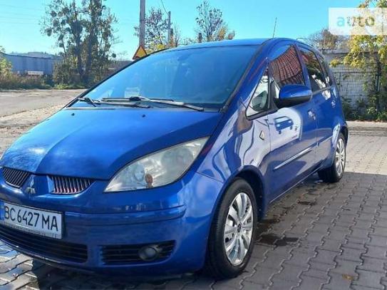 Mitsubishi Colt                            2006г. в рассрочку