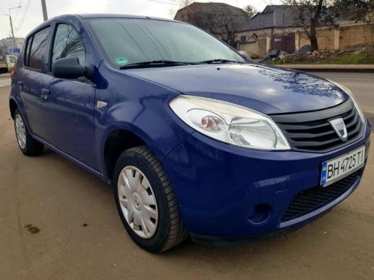 Dacia Sandero                         2009г. в рассрочку