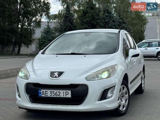 Peugeot 308
                             2011г. в рассрочку