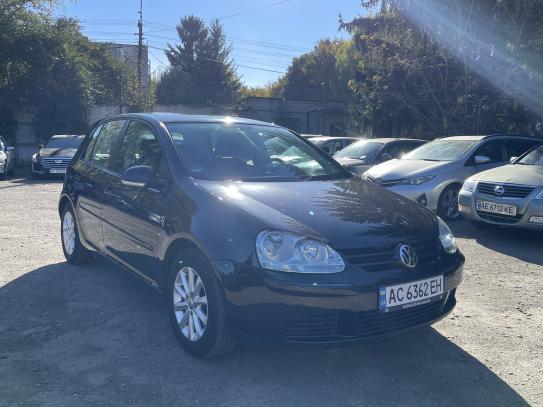 Volkswagen Golf 2005р. у розстрочку