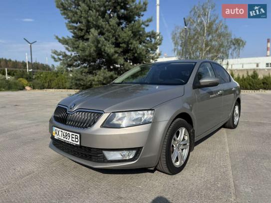 Skoda Octavia 2013г. в рассрочку