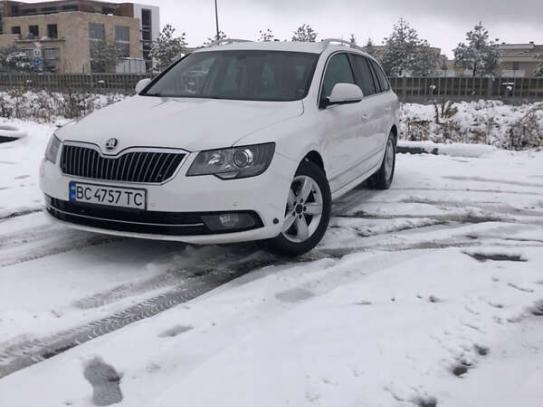 Skoda Superb
                          2013г. в рассрочку