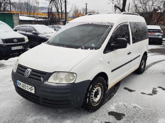 Volkswagen Caddy 2006г. в рассрочку