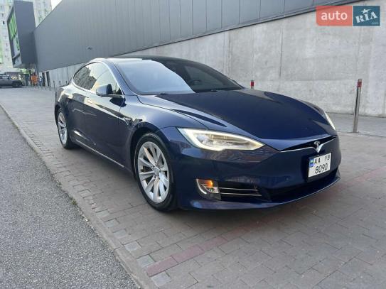 Tesla Model s 2017р. у розстрочку