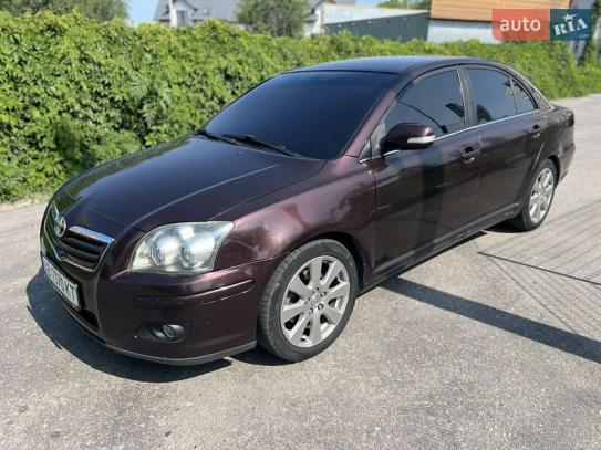 Toyota Avensis                         2008г. в рассрочку