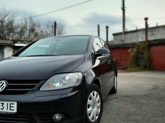 Volkswagen Golf plus 2007г. в рассрочку