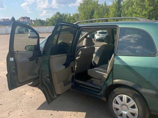 Opel Zafira 2001р. у розстрочку