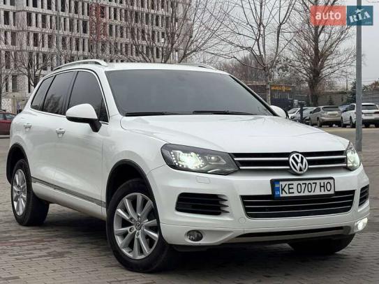 Volkswagen Touareg                         2012г. в рассрочку