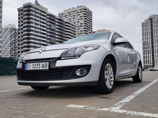 Renault Megane
                          2012г. в рассрочку