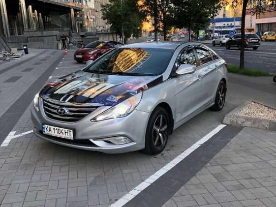 Hyundai Sonata 2014р. у розстрочку