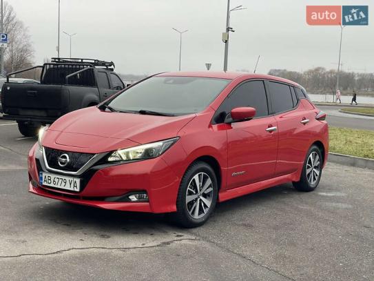 Nissan Leaf                            2019г. в рассрочку