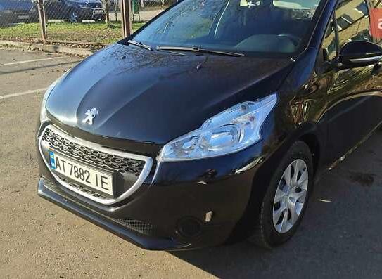 Peugeot 208 2013г. в рассрочку