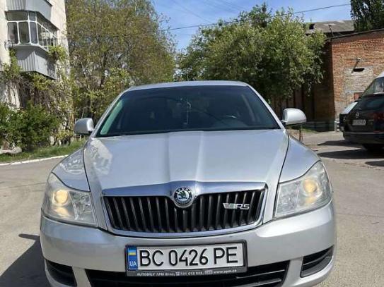 Skoda Octavia                         2011г. в рассрочку