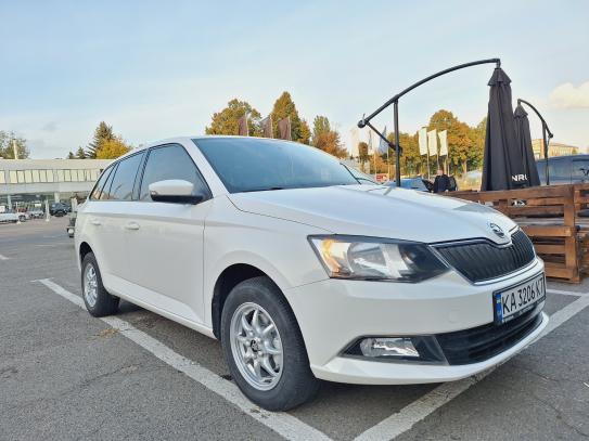 Skoda Fabia
                           2018г. в рассрочку