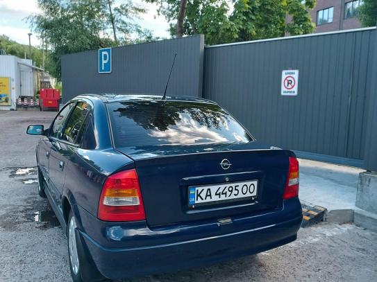 Opel Astra                           2007г. в рассрочку