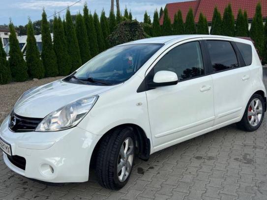 Nissan Note                            2010г. в рассрочку