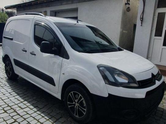 Citroen Berlingo                        2012г. в рассрочку