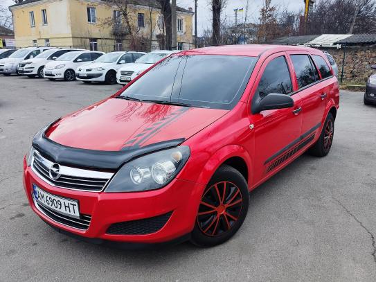 Opel Astra                           2009г. в рассрочку