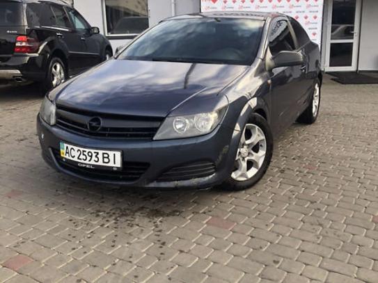 Opel Astra 2006р. у розстрочку