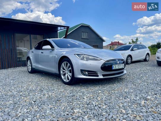 Tesla Model s
                         2015г. в рассрочку