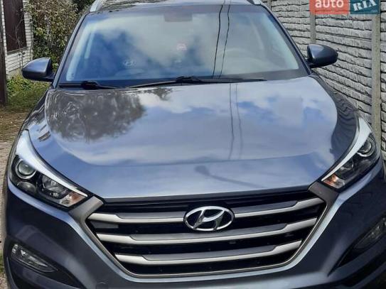 Hyundai Tucson                          2015г. в рассрочку