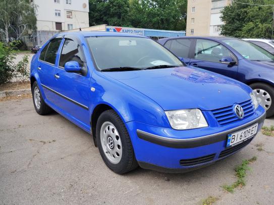 Volkswagen Bora 1.4                        2001г. в рассрочку