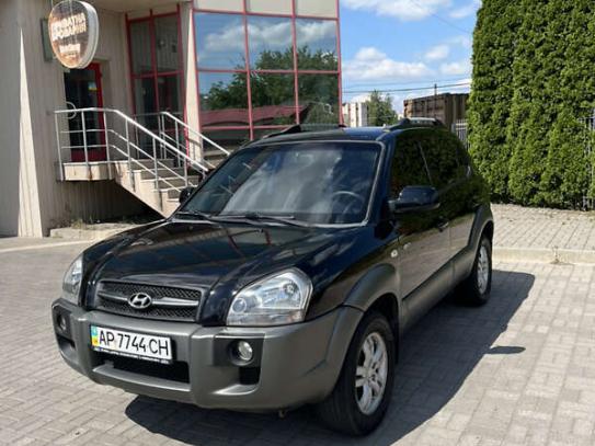 Hyundai Tucson                          2008г. в рассрочку