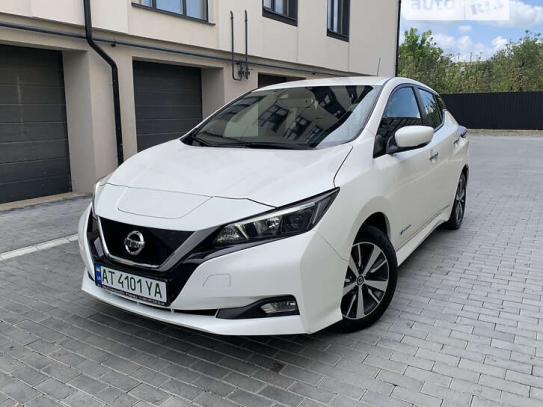 Nissan Leaf 2019р. у розстрочку