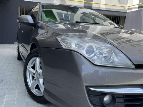 Renault Laguna 2008г. в рассрочку