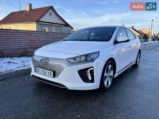 Hyundai Ioniq                           2017г. в рассрочку