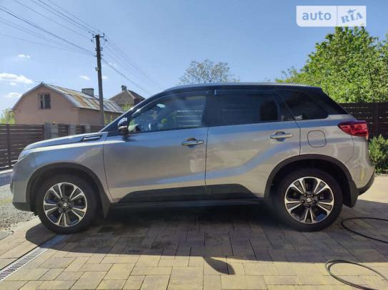 Suzuki Vitara 2019г. в рассрочку