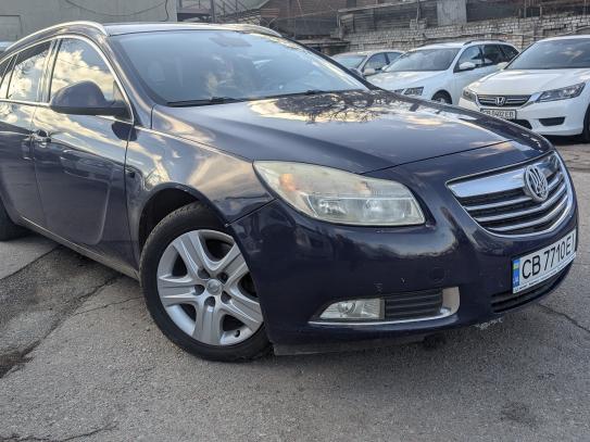 Opel Insignia sports tourer          2010г. в рассрочку