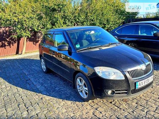 Skoda Fabia
                           2007г. в рассрочку