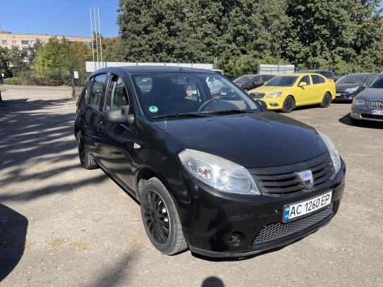 Dacia Sandero 2009р. у розстрочку