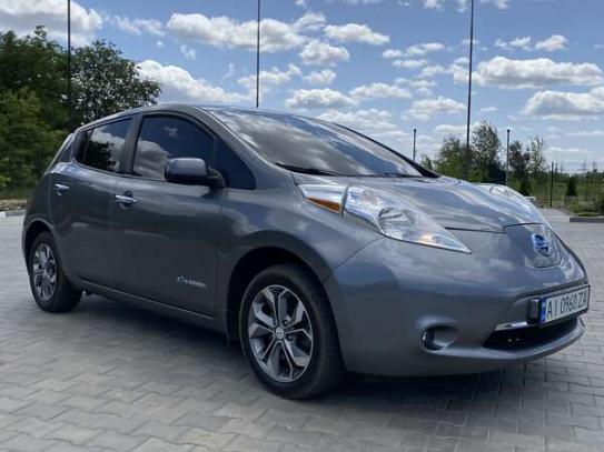 Nissan Leaf                            2016г. в рассрочку