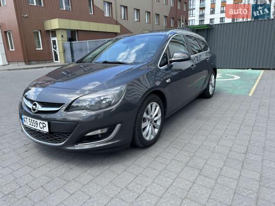 Opel Astra                           2013г. в рассрочку