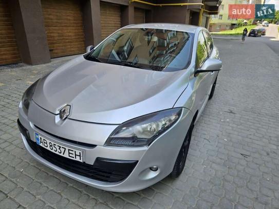 Renault Megane                          2011г. в рассрочку
