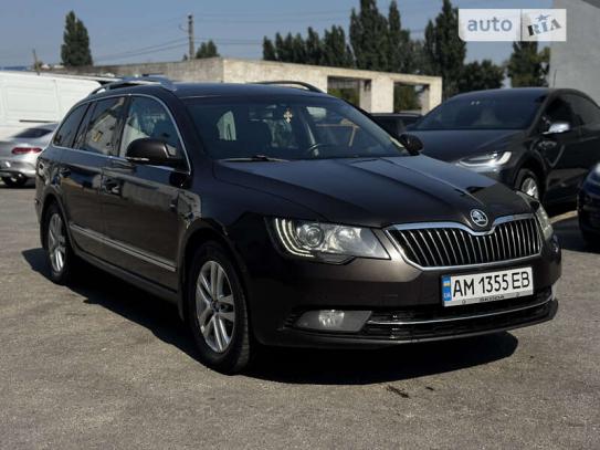 Skoda Superb 2014г. в рассрочку