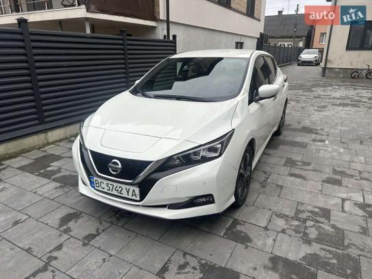 Nissan Leaf                            2020г. в рассрочку