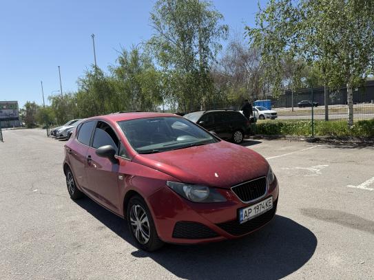 Seat Ibiza                           2011г. в рассрочку