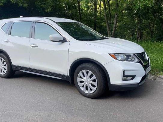 Nissan Rogue                           2017г. в рассрочку
