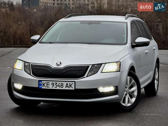 Skoda Octavia
                         2017г. в рассрочку