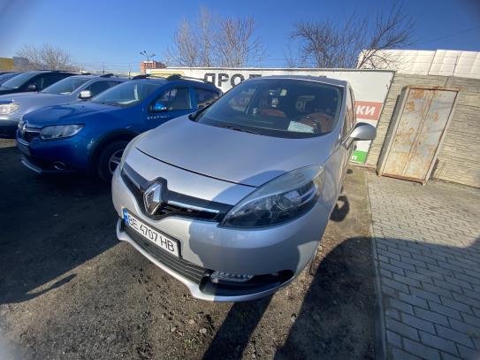 Renault Megane scenic                   2014г. в рассрочку