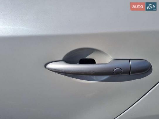 Renault Koleos                          2012г. в рассрочку