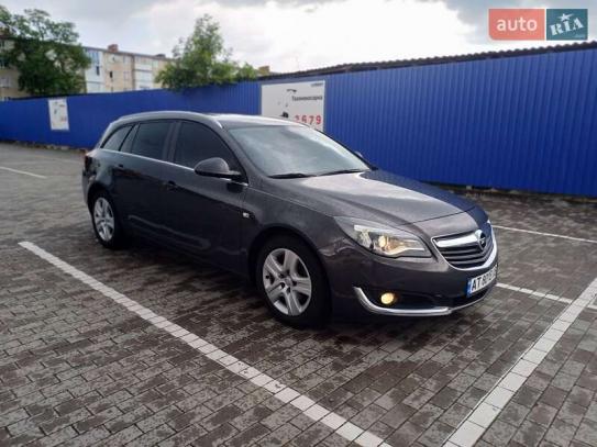 Opel Insignia                        2016г. в рассрочку