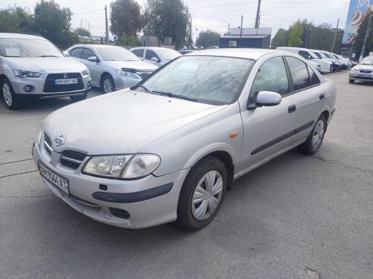 Nissan Almera 1.5 2002г. в рассрочку