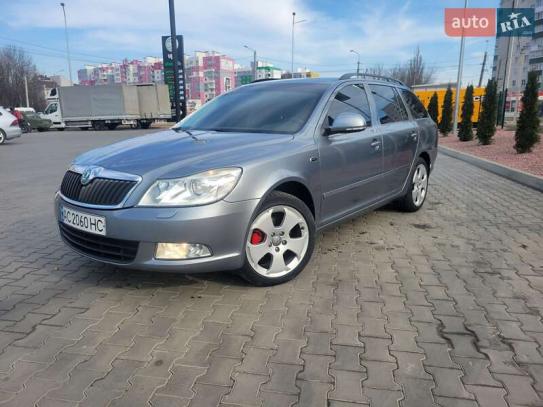 Skoda Octavia                         2013г. в рассрочку