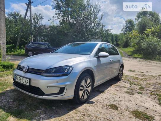 Volkswagen E-golf 2015г. в рассрочку