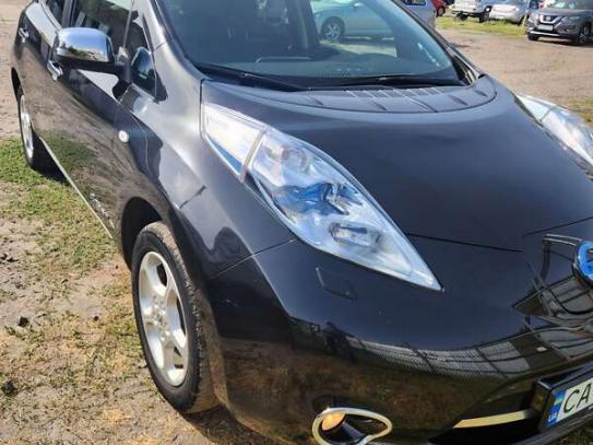 Nissan Leaf 2014р. у розстрочку