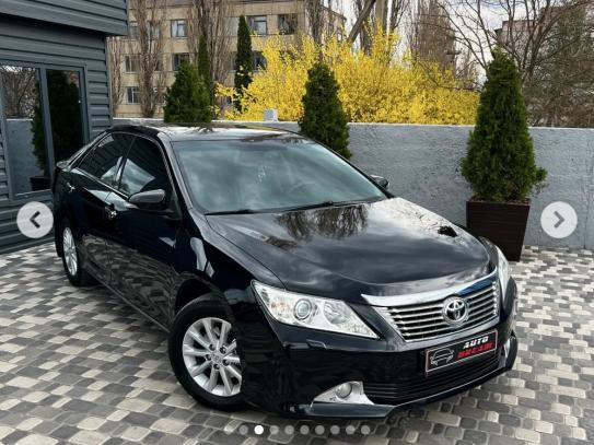 Toyota Camry 2011р. у розстрочку